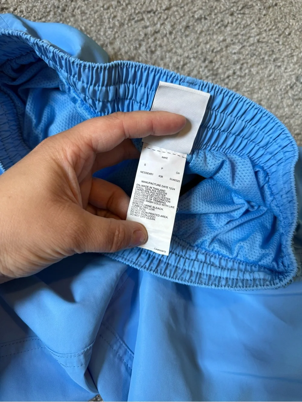 NIKE Checkmark Logo Light Blue Athletic Shorts Size Medium Swim Trunks
